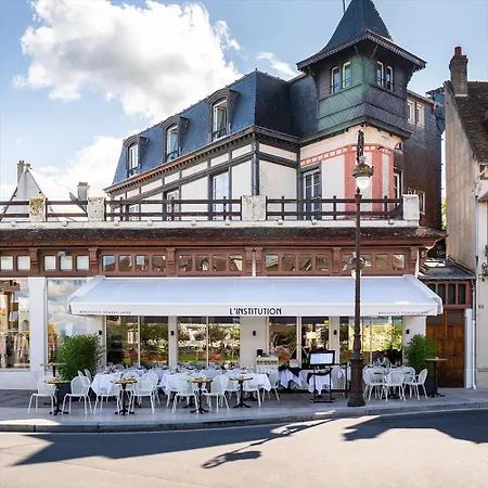 En Face De L'hotel Normandy - Dernier Etage, 4 Couchages Lägenhet *