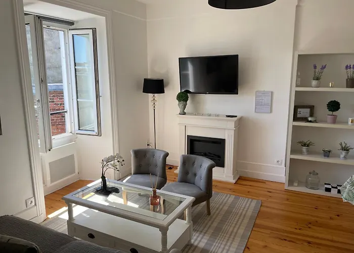 En Face De L'hotel Normandy - Dernier Etage Deauville